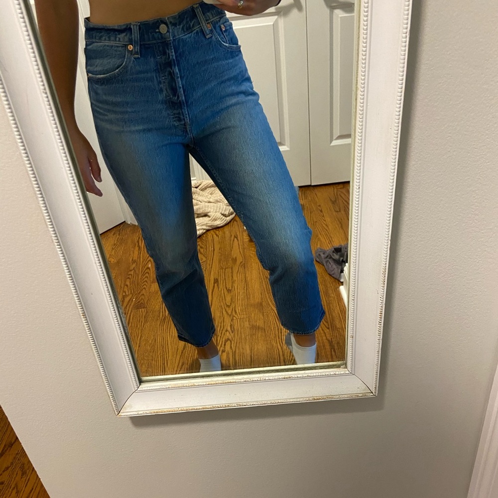 Gap cheeky high rise straight jeans. Like new!